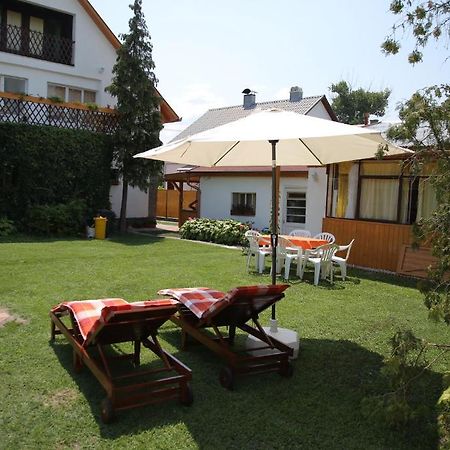 Simply Szallo Balatonboglár Exterior foto