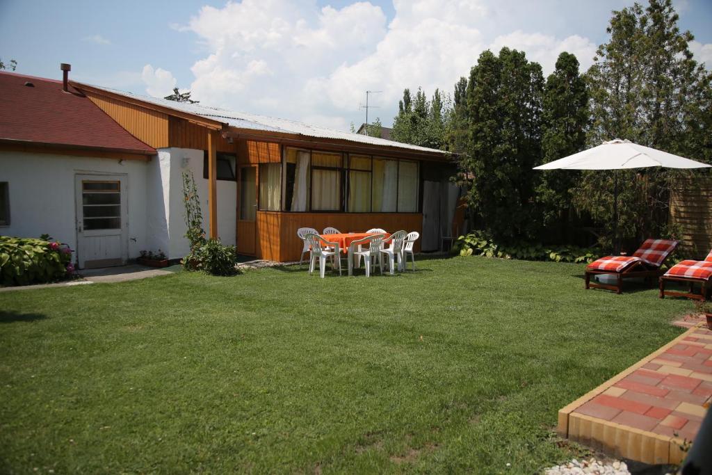Simply Szallo Balatonboglár Exterior foto